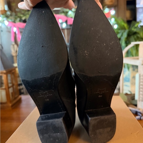 Marc Fisher Ltd Women’s sz 8 Black Leather Ankle Boots - Picture 5 of 6